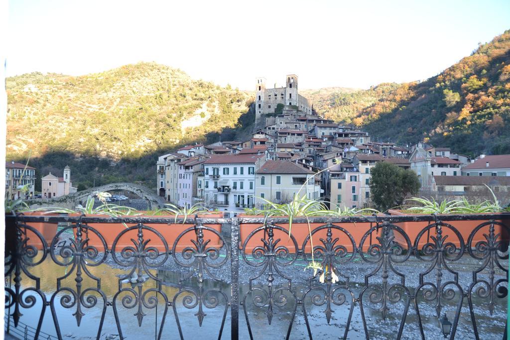 Al Ponte Vecchio Leilighet Dolceacqua Eksteriør bilde