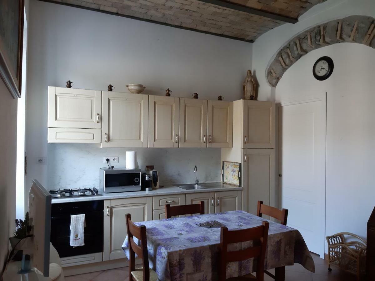 Al Ponte Vecchio Leilighet Dolceacqua Eksteriør bilde
